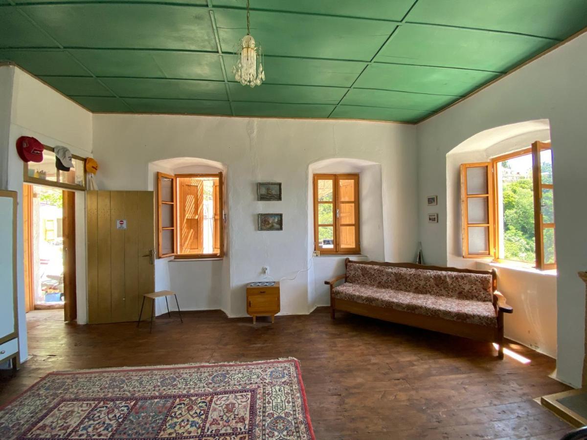 Hostel Shotgun Vuno
