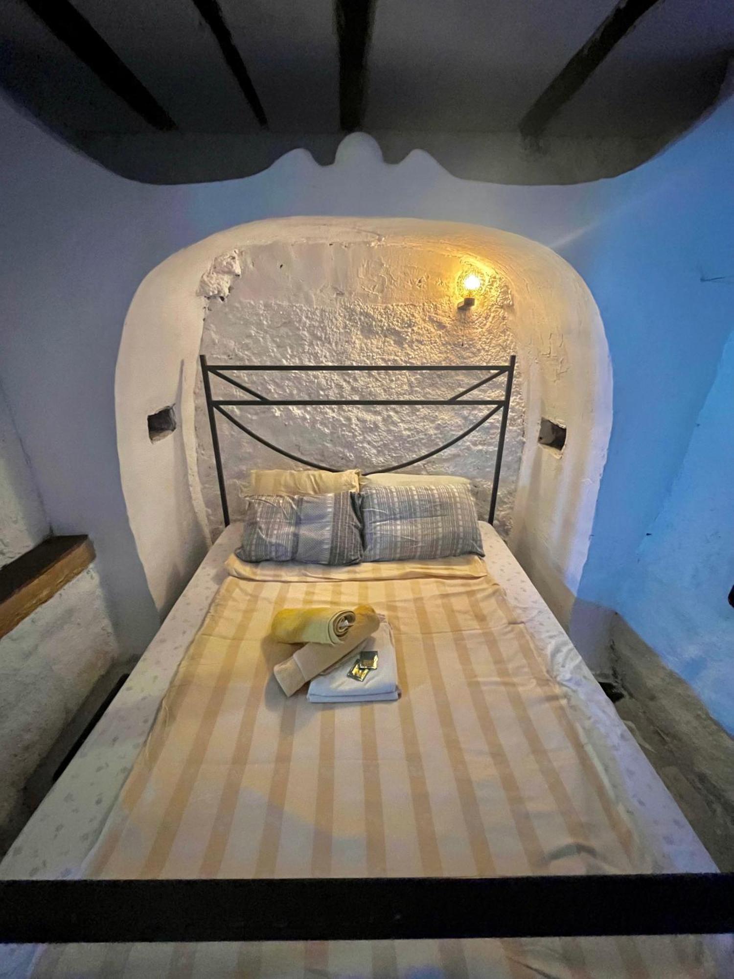 Shotgun Hostel *